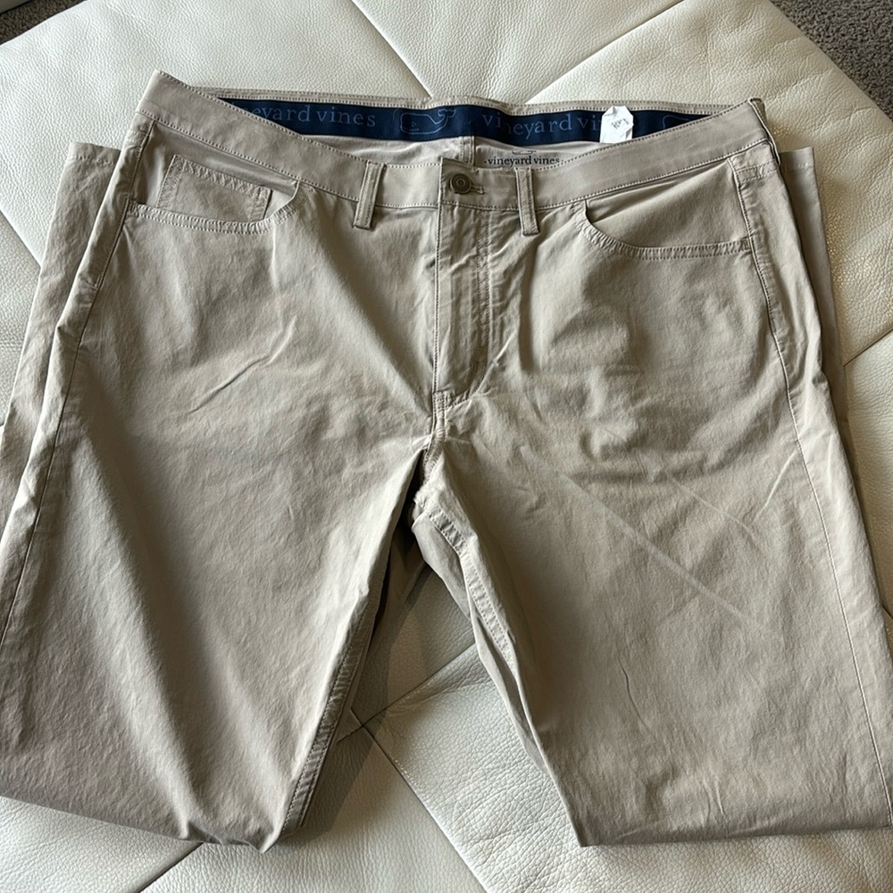 Vineyard Vines performance men’s pants